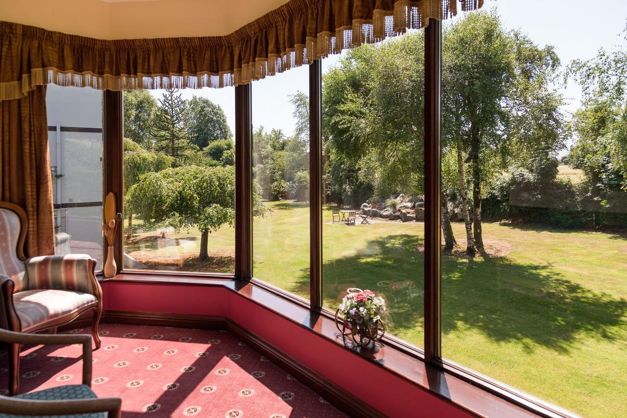 Kathleens Country House Lower Coolcorcoran المظهر الخارجي الصورة